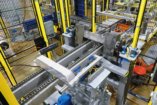 Robotic Cell to Lift Metal Ingot