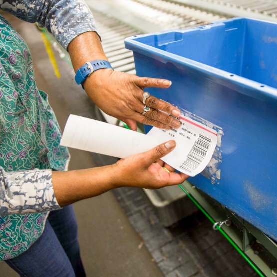 Wave and Waveless Order Management